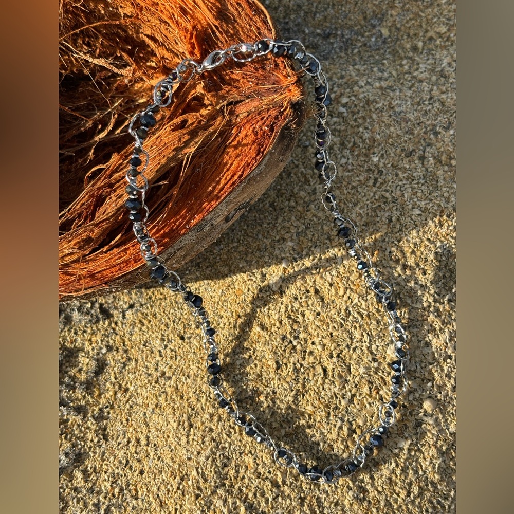Handmade Textured Chain & Navy/Black Crystal Necklace